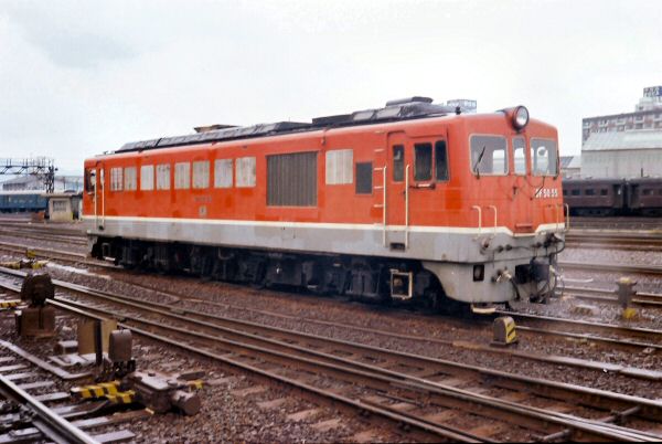 FH000042.jpg (48682 �o�C�g)