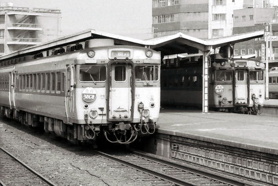 FH000084.jpg (62991 �o�C�g)