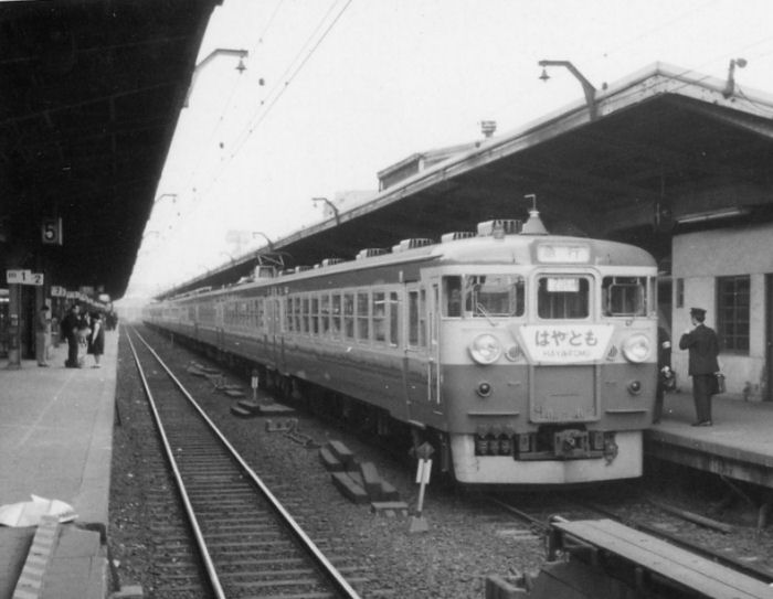 hayatomo.jpg (55831 �o�C�g)