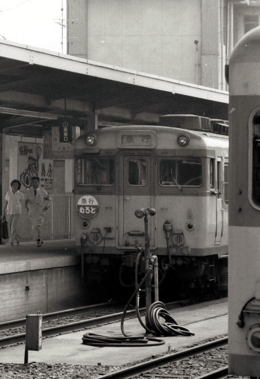 FH000085.jpg (46966 �o�C�g)