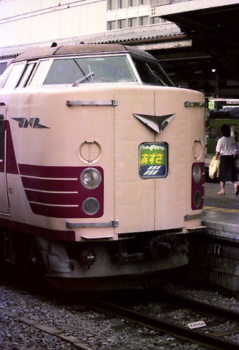 19820503-azusa.jpg (44494 �o�C�g)