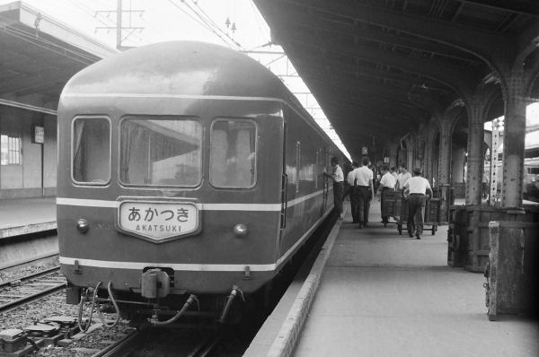 Fh000032.jpg (32595 �o�C�g)