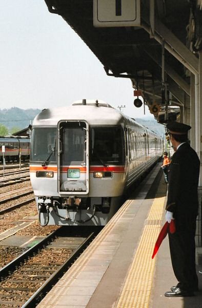 11440026.jpg (49188 �o�C�g)