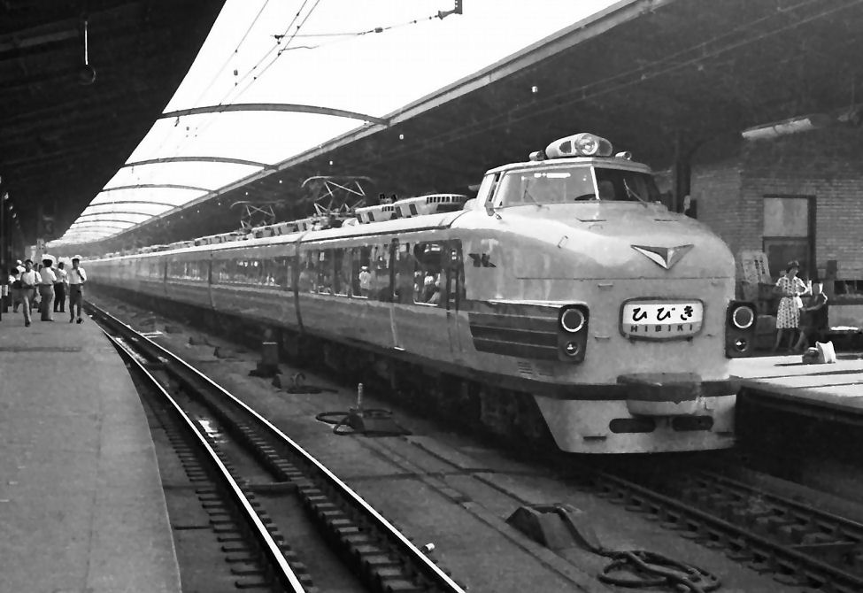 151hibiki.jpg (41802 �o�C�g)