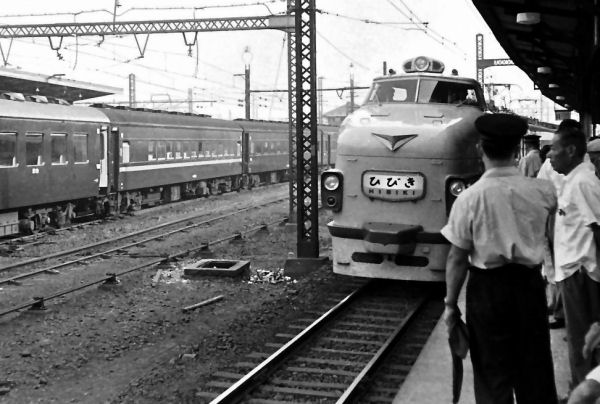 151hibiki2.jpg (53269 �o�C�g)