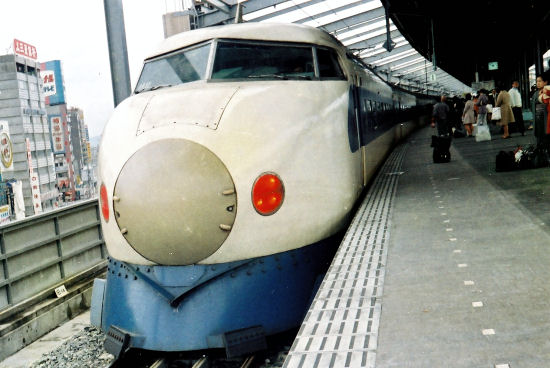 FH000047.jpg (50100 �o�C�g)