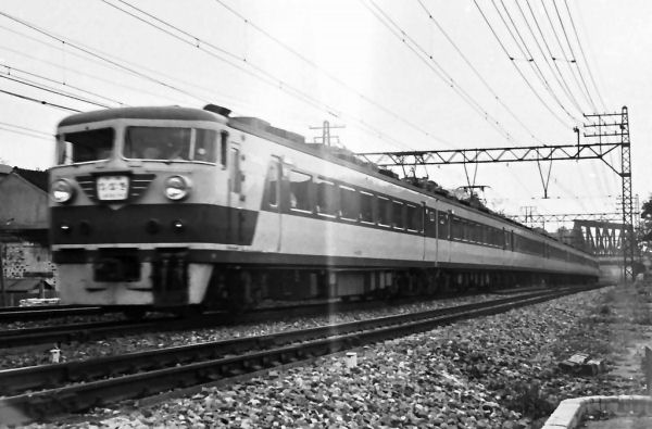 hibiki02.jpg (48072 �o�C�g)