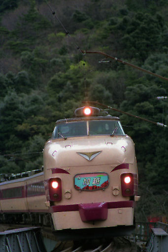 198904-kaetsu-02.jpg (35667 �o�C�g)