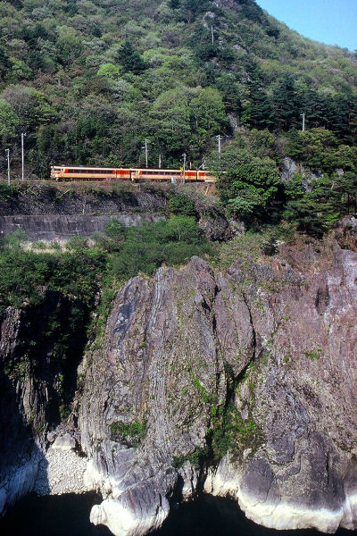 FH030025.jpg (110456 �o�C�g)