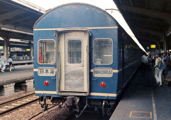 FH000044s.jpg (58383 �o�C�g)