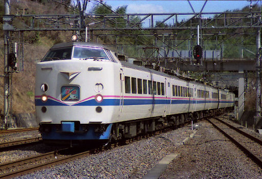 198903-super-raicho.jpg (66819 �o�C�g)