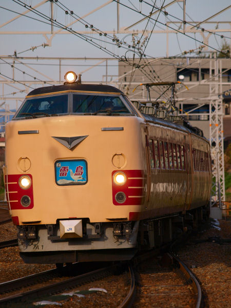 P2197247.jpg (68768 �o�C�g)