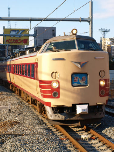 PC240188.jpg (59193 �o�C�g)