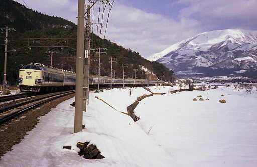 52-2-11n-shirasagi.JPG (53704 �o�C�g)