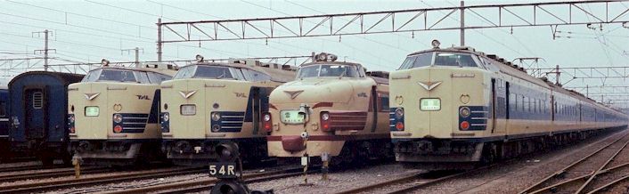 Fh687012.jpg (42844 バイト)