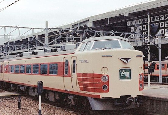 Fh635425.jpg (56844 �o�C�g)