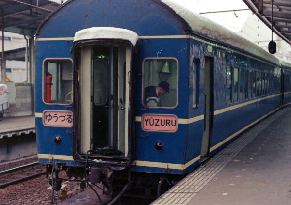 Fh687006s.jpg (32364 �o�C�g)