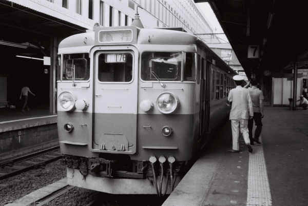 FH000135.jpg (45846 �o�C�g)